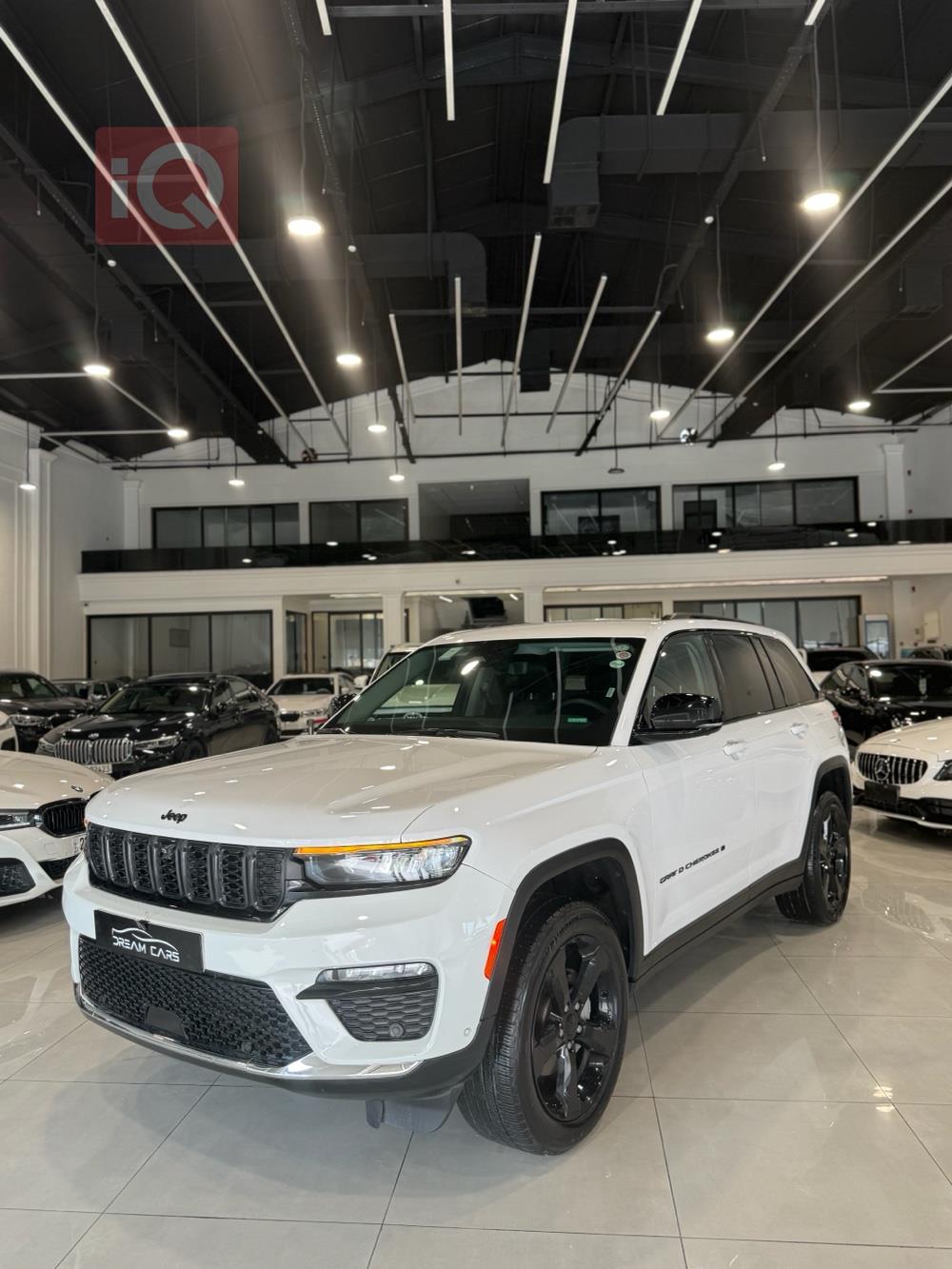 جيب جراند شيروكي